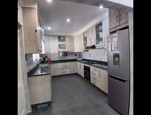 3 BEDROOM HOUSE FOR SALE IN MALVERN